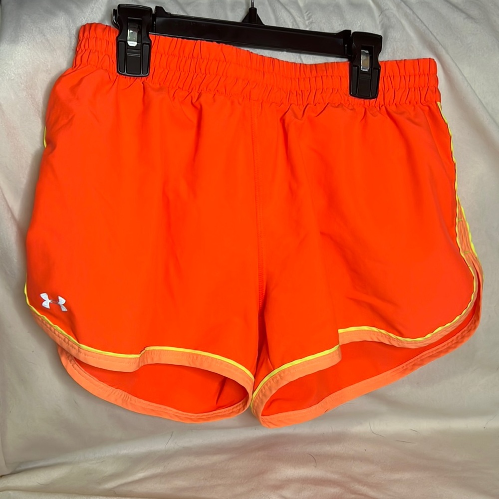 Coral women under armor shorts